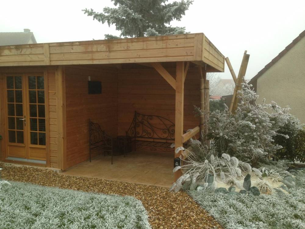 cabane de jardin en bois